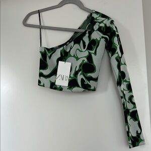Zara Black and Green Patterned Crop Top